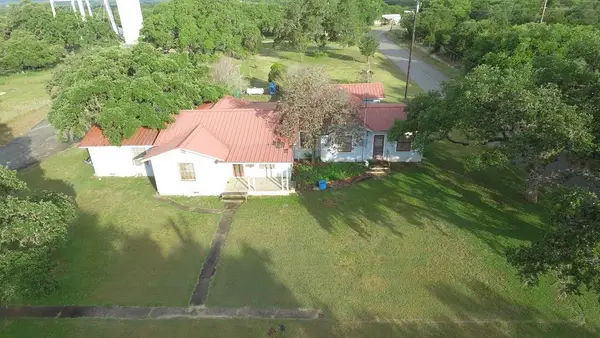 1519 Mesquite St, Blanco, TX 78606