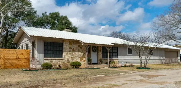 1107 Lazy Creek Lane, Blanco, TX 78606
