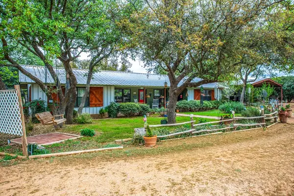 380 Kc 342, London, TX 76854