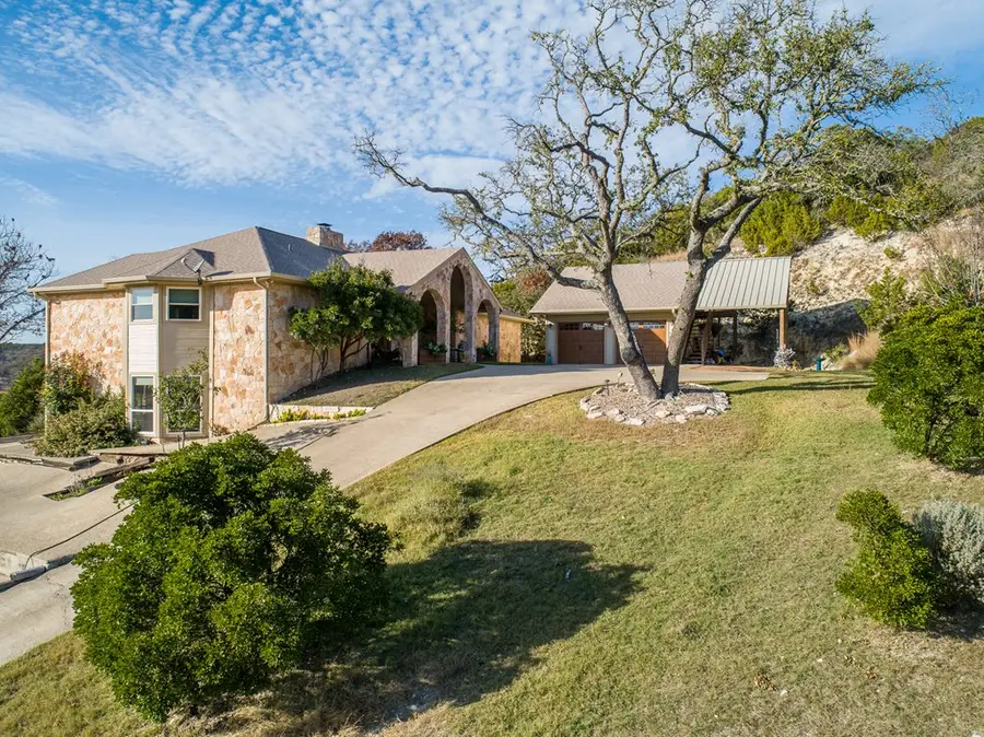 111 Mount Haven Dr, Kerrville, TX 78028 - #3