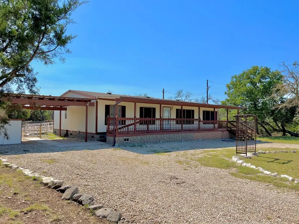 36 Brook Hollow Ln, Harper, TX 78631 - Image #1