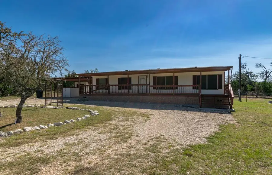 36 Brook Hollow Ln, Harper, TX 78631 - Image #2