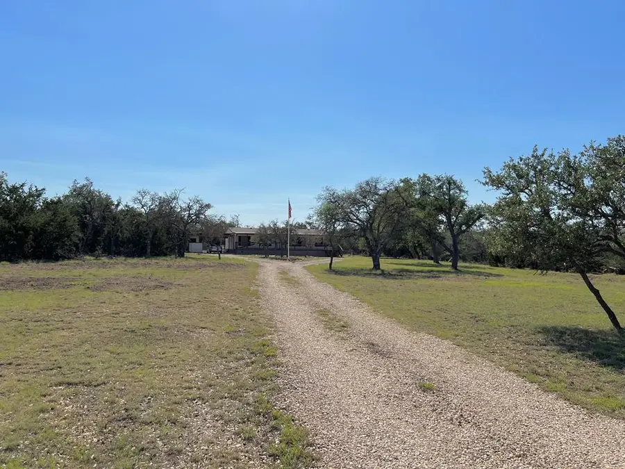 36 Brook Hollow Ln, Harper, TX 78631 - Image #3