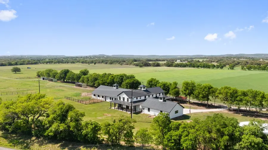 129-A Mckinney Loop, Blanco, TX 78606 - #2