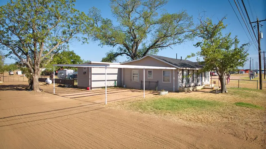 604 N Avenue F, Mason, TX 76856 - Image #2