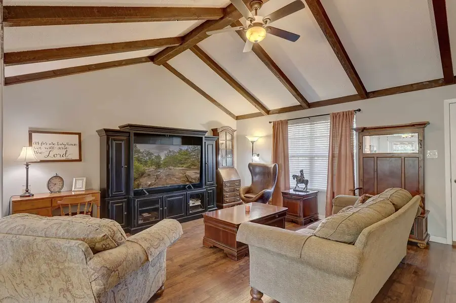 299 W Charolet Ave, Harper, TX 78631 - Image #2