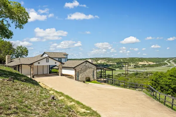165 Saddle Mountain Dr., Kerrville, TX 78028