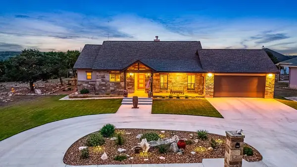 124 Yorktown Blvd., Kerrville, TX 78028