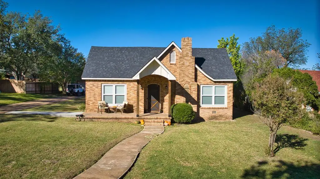 836 E Post Hill St, Mason, TX 76856 - Image #1