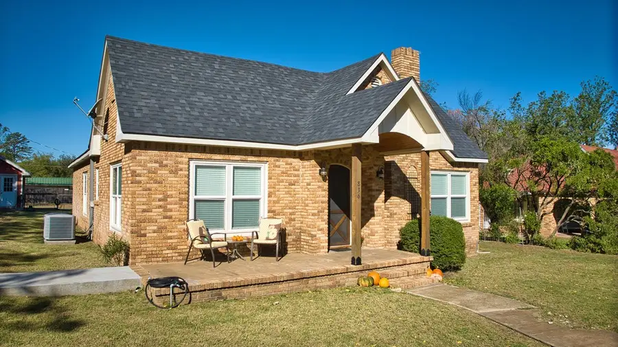 836 E Post Hill St, Mason, TX 76856 - Image #3