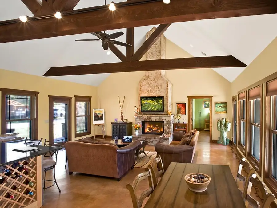 319 2nd Street, Blanco, TX 78606 - Image #2