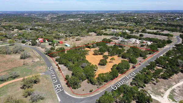 410 B Gabe Rd, Kerrville, TX 78028