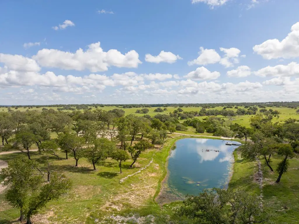 8409-B S Ranch Rd 783, Kerrville, TX 78028 - Image #1