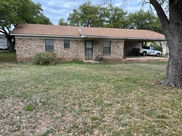 110 South Ave, Brady, TX 76825 - Image #1