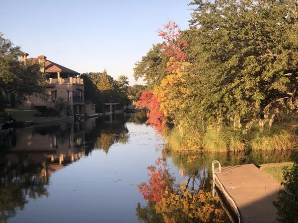 104 Horseshoe Bay Blvd #4, Horseshoe Bay, TX 78657