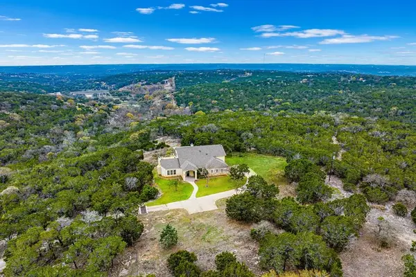 1017 High Pointe Dr, Kerrville, TX 78028