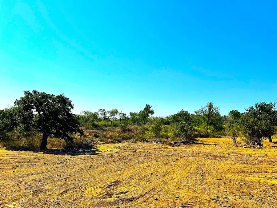 209 S River Park Dr, Llano, TX 78643 - Image #2