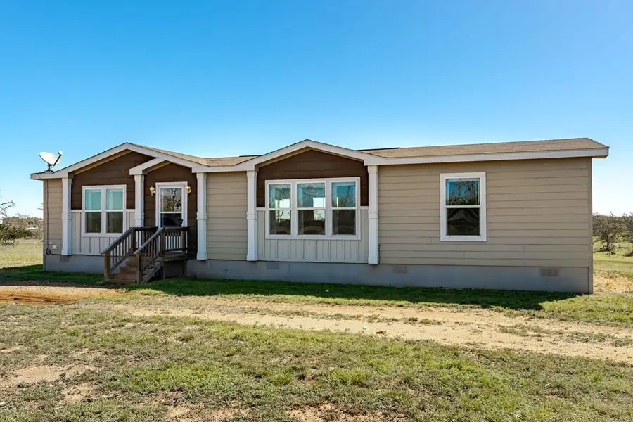 192 Chuck Wagon Trail, Harper, TX 78631 - #2