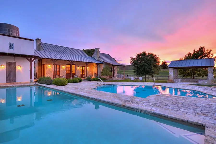 1198 N Walnut Springs Rd, Johnson City, TX 78636 - #3