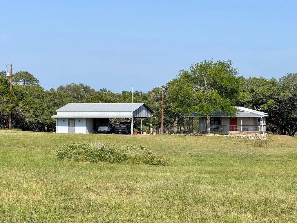515 Big Creek Rd, Blanco, TX 78606 - #1