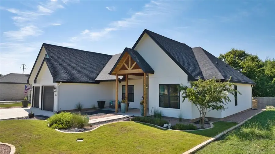 105 Parlin Lane, Fredericksburg, TX 78624 - Image #3