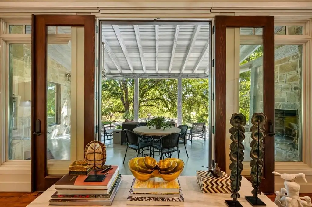 1267 Funf Kinder Rd, Fredericksburg, TX 78624 - #1