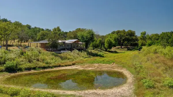 1505 Katy Ln., Kerrville, TX 78028