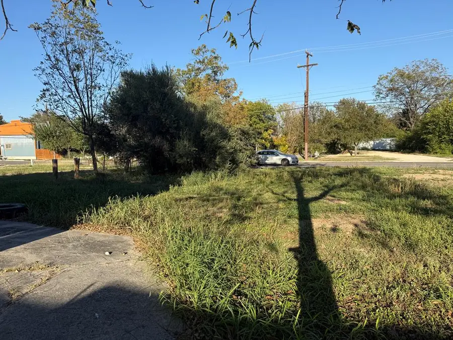 1619 S Presa St, San Antonio, TX 78210 - #2