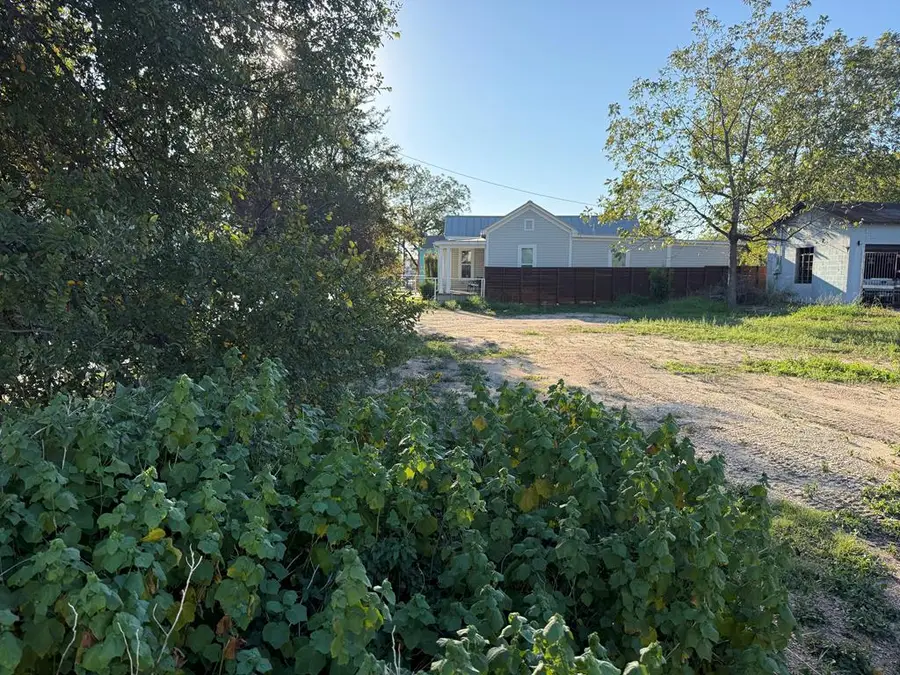 107 Jacobs St, San Antonio, TX 78210 - #2