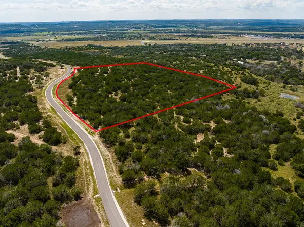 312 Dark Sky Path, Kerrville, TX 78028