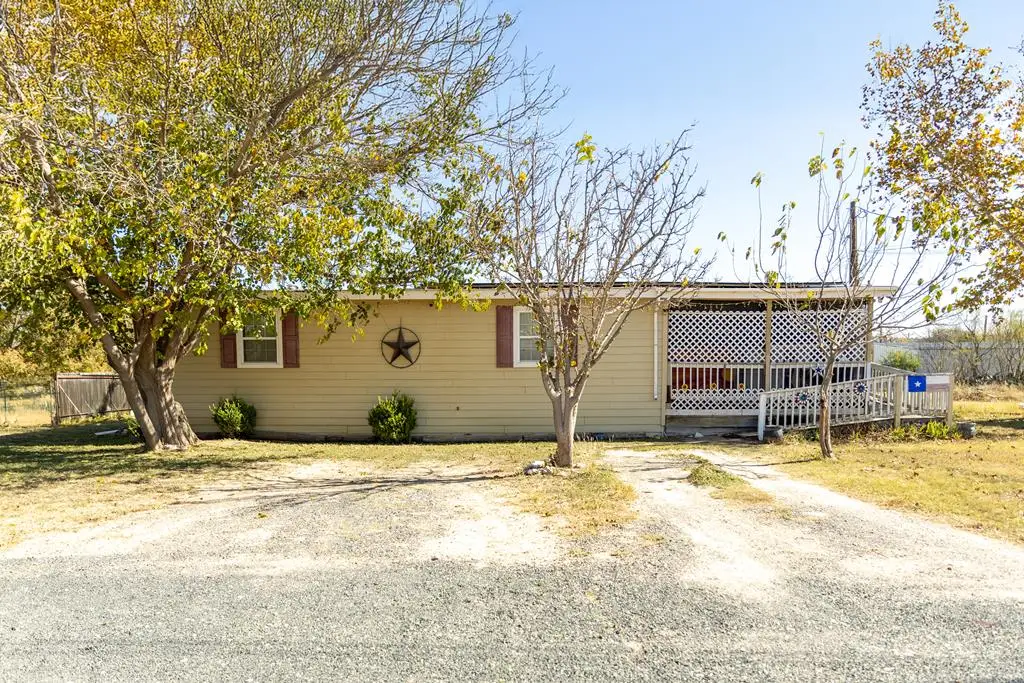 114 Nogales Circle, Junction, TX 76849 - Image #1