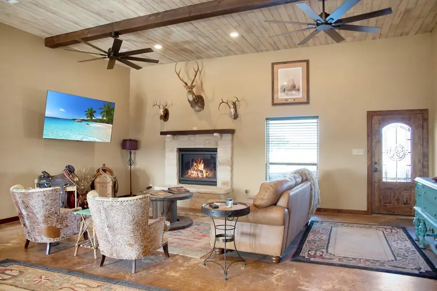 4252 Cypress Mill Rd, Johnson City, TX 78636 - Image #2