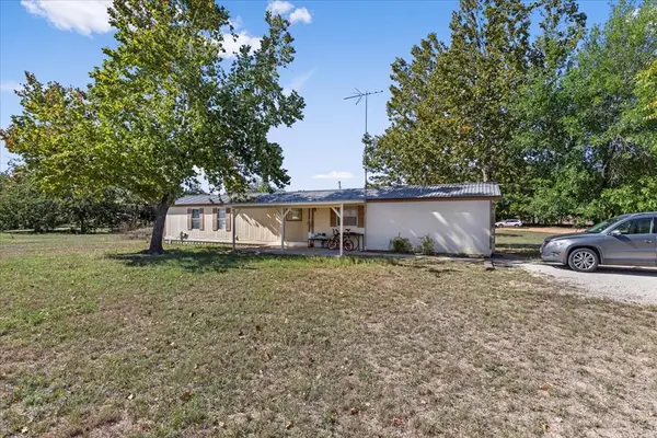1411 B Democrat St, Blanco, TX 78606
