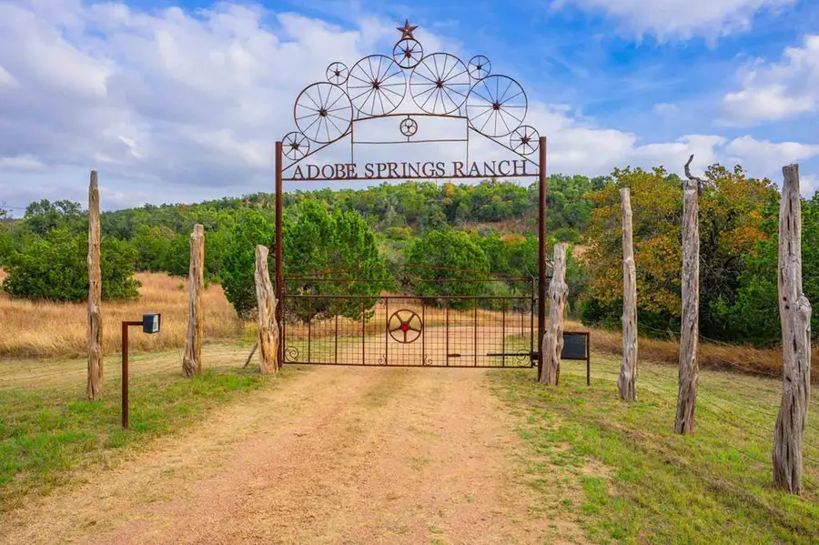 7625 N State Hwy 16, Fredericksburg, TX 78624 - Image #2