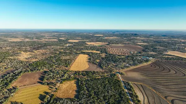 13406 Ranch Rd 1631, Fredericksburg, TX 78624