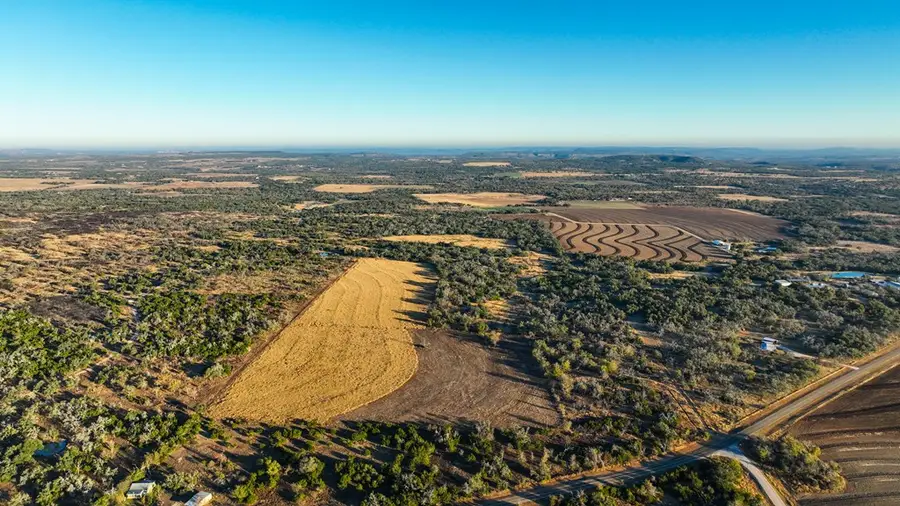13406 Ranch Rd 1631, Fredericksburg, TX 78624 - Image #2