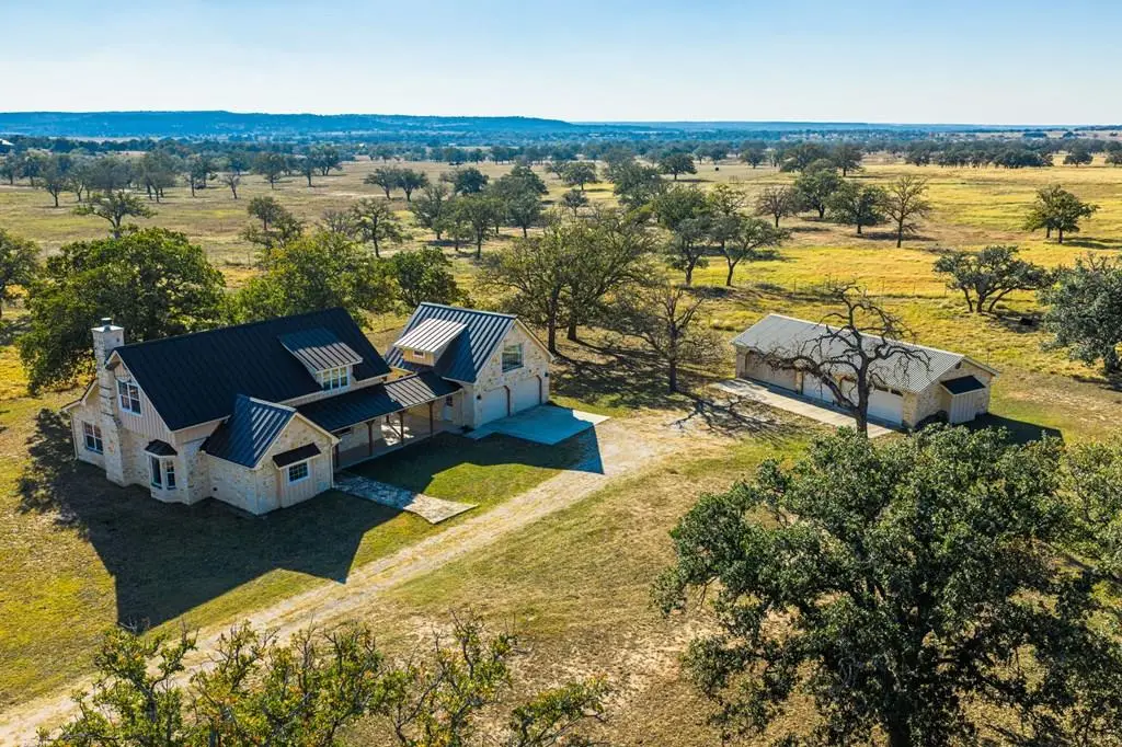 250 Morris Tivydale Rd, Fredericksburg, TX 78624 - Image #1