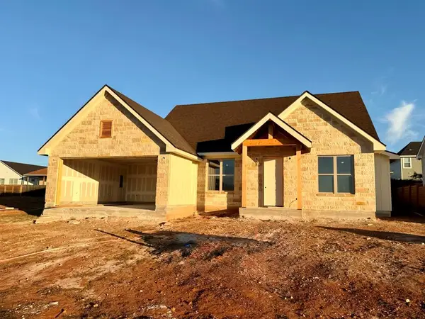 114 Madrona Lane, Fredericksburg, TX 78624