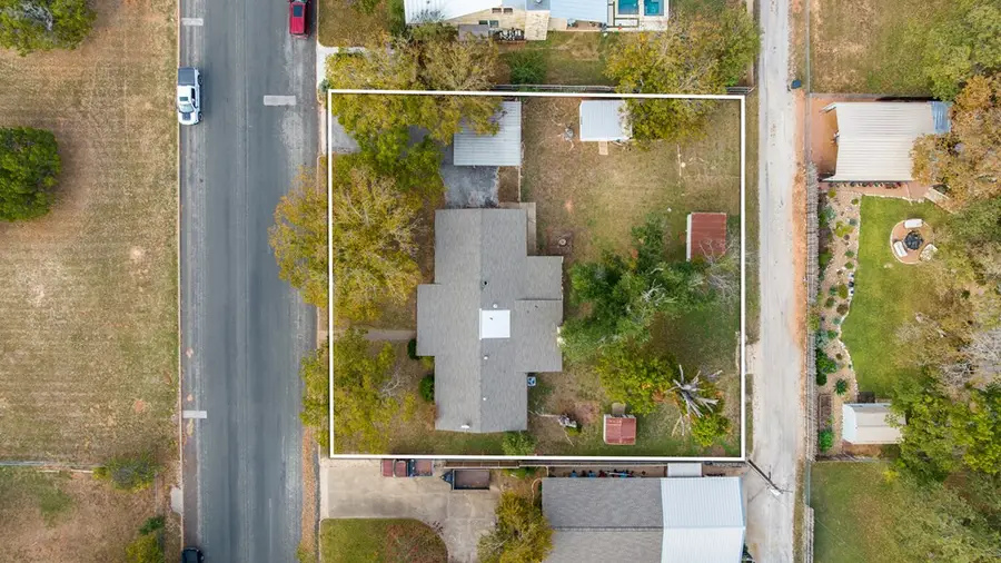 308 Frederick Rd, Fredericksburg, TX 78624 - Image #2