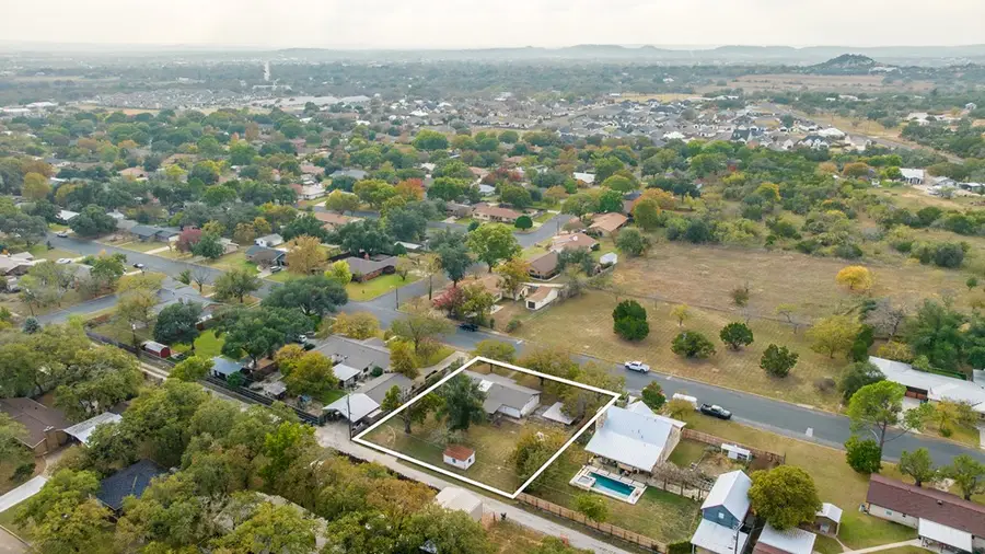 308 Frederick Rd, Fredericksburg, TX 78624 - Image #3