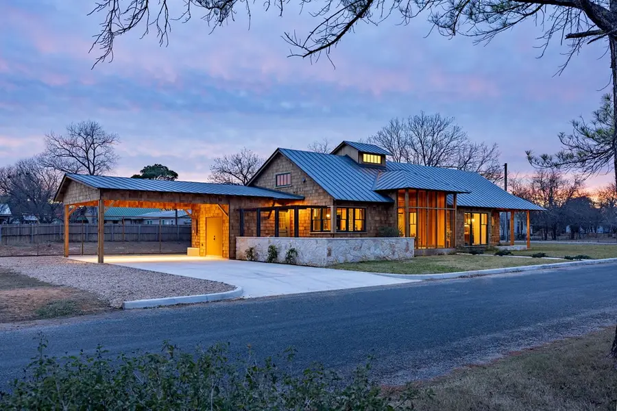 601 Whitney, Fredericksburg, TX 78624 - #3