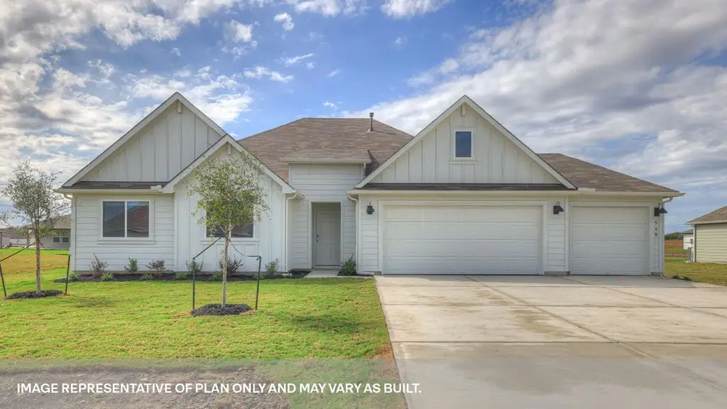 162 Teal St, Fredericksburg, TX 78624 - Image #1