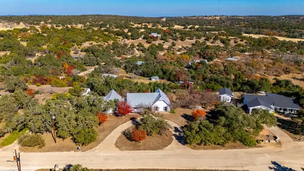 783 Country Creek Lane, Fredericksburg, TX 78624