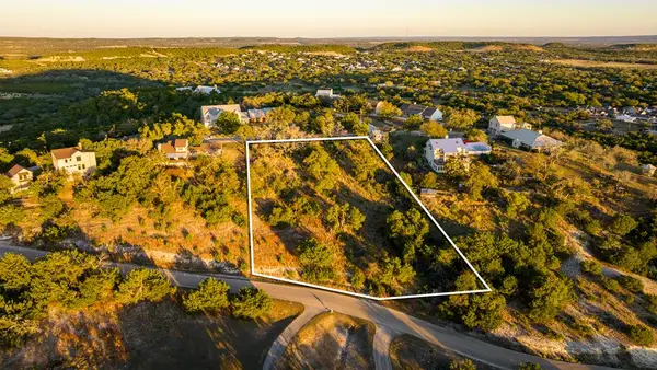 21 Scenic Ridge Dr, Fredericksburg, TX 78624