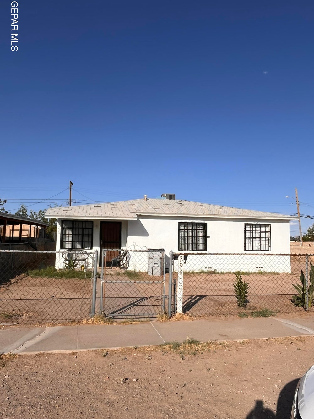 298 Edith Drive, El Paso, TX 79915 - BHGRE