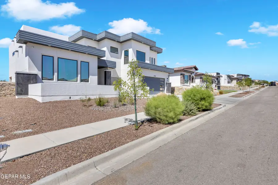 12245 Biddleston Drive Drive, El Paso, TX 79928 - Image #2