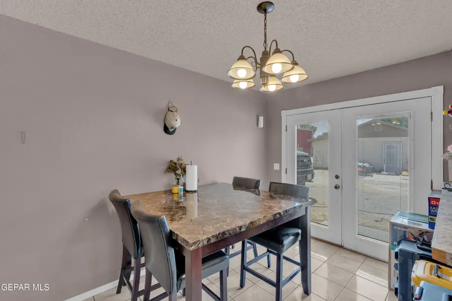 10530 Fuente Street, Socorro, TX 79927 - Image #3