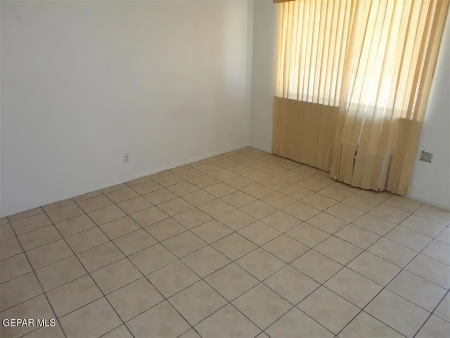 8944 Norton Street, El Paso, TX 79904 - Image #2