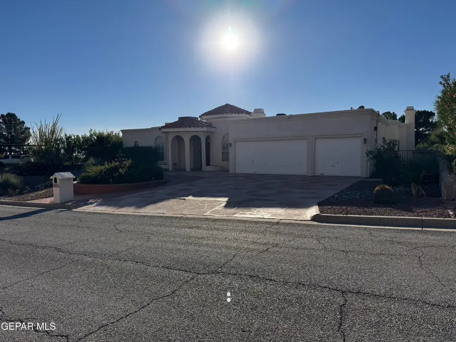 851 Via Bonita Lane, El Paso, TX 79912 - Image #2