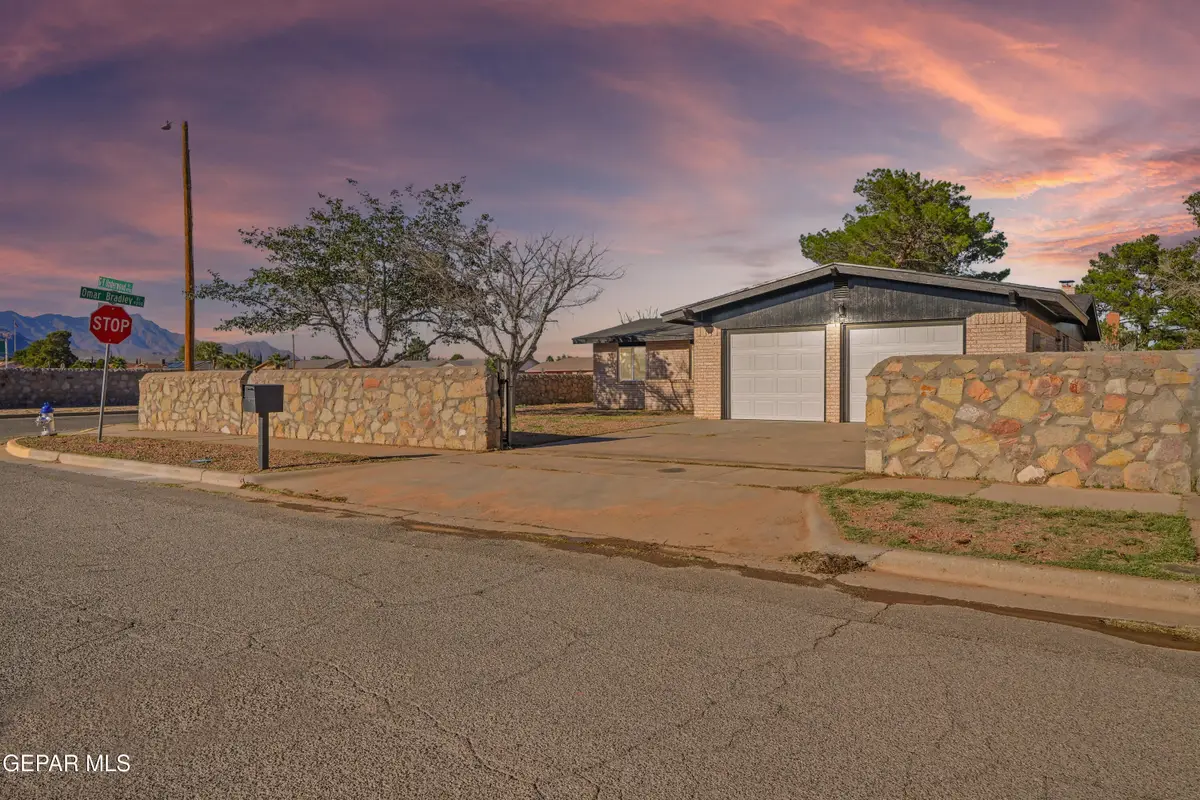 4701 G V Underwood Drive, El Paso, TX 79924 - Image #1